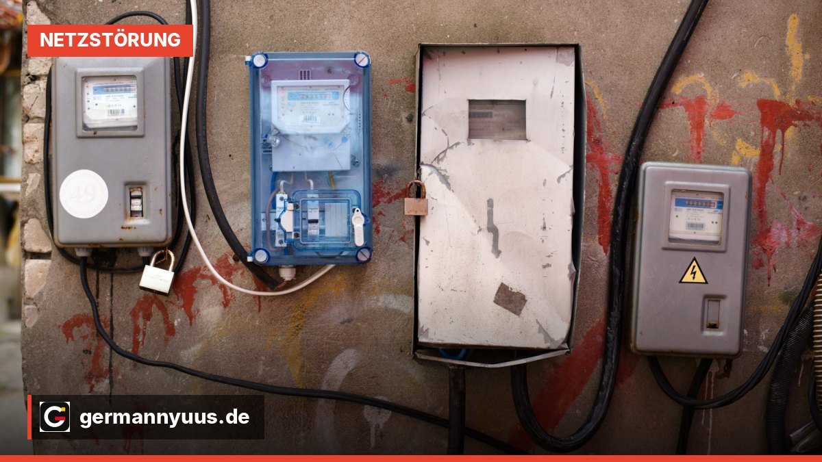 Ein beschädigter Sicherungskasten nach einem Stromausfall in einem Haus in Schleswig-Holstein.