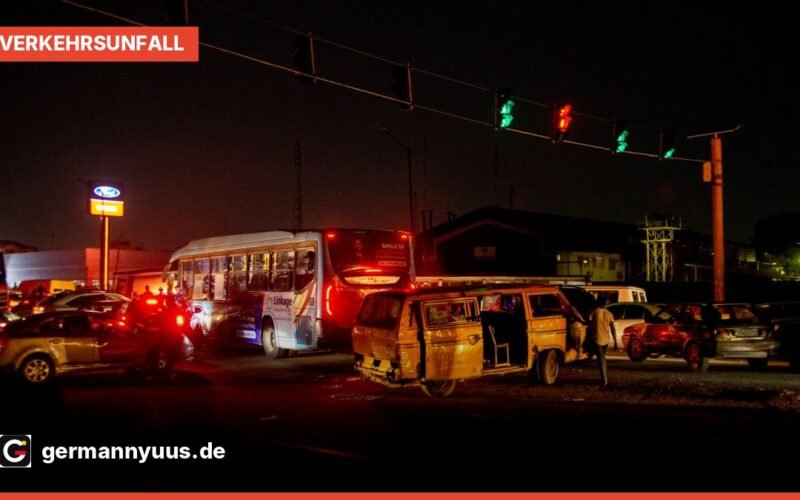 Unfall Arthur Hoffmann Straße Leipzig: 20-Jährige Radfahrerin tödlich verletzt